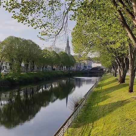 L'arcade De フォントネー・ル・コント